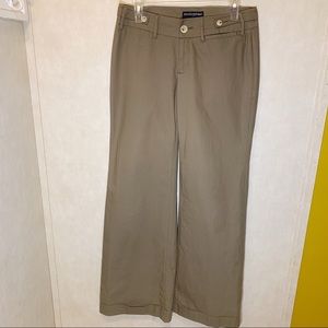 Banana Republic olive green wide bottom. Size 4